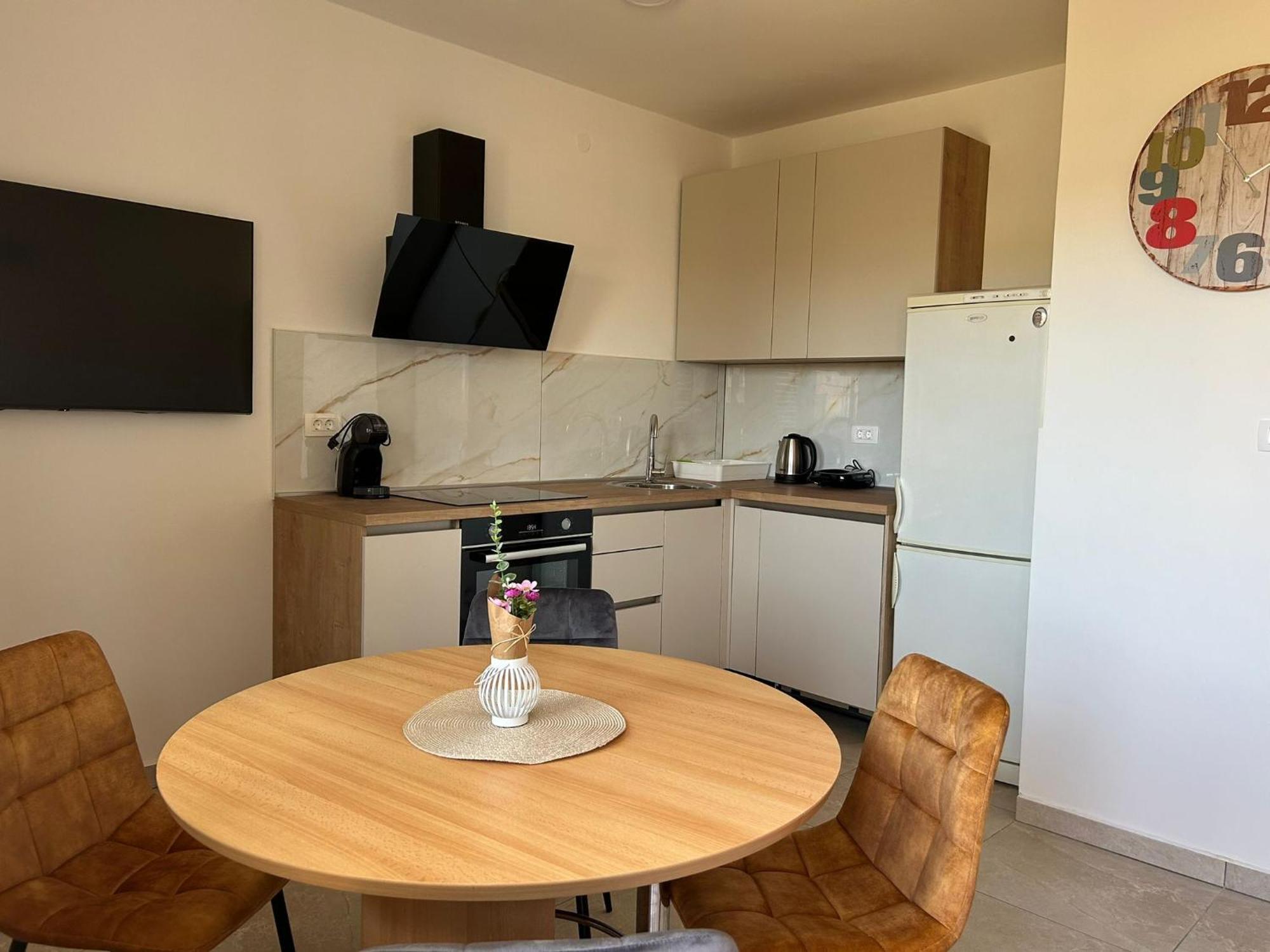 Apartman Marita Jezera Exterior foto